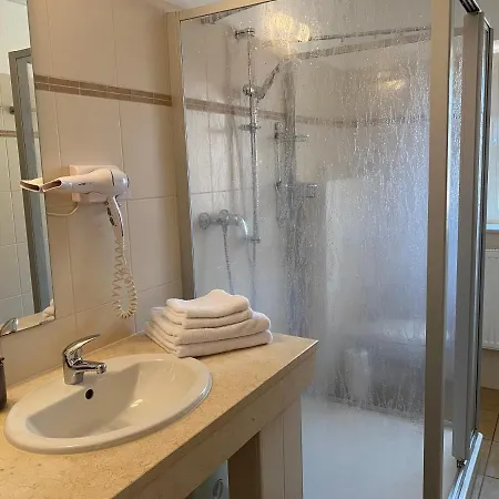 Apartmenthaus Zentral 아파트