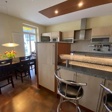 Apartmenthaus Zentral 아파트 바트샨다우